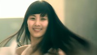 Lagu Into the New World juga pernah diputar di perbatasan antara Korea Utara dan Korea Selatan hingga jadi lagu yang dinyanyikan dalam berbagai aksi demonstrasi di Korea Selatan. (Foto: dok. SM Entertainment) 