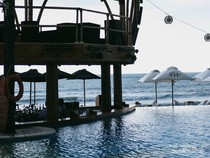 Pekerja Asing Finns Beach Club Disorot Setelah Ngotot Pesta Kembang Api