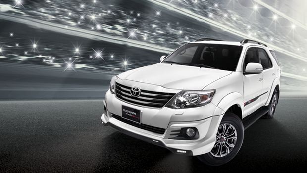 Toyota Fortuner 2015 (Cintamobil.com)