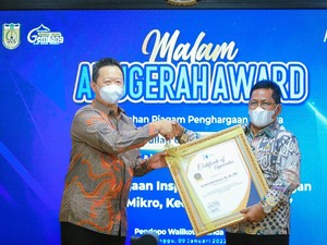 Artline Japan Nobatkan Walkot Banda Aceh Inspirator Pengembangan UMKM
