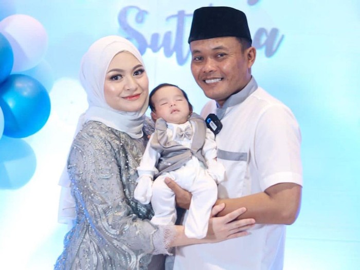 Akikah anak Sule dan Nathalie Holscher