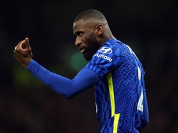 Antonio Ruediger salah satu pemain yang kontraknya akan habis pada akhir Juni 2022. Artinya, Ruediger akan pergi dari Stamford Bridge nanti pada musim panas! (Getty Images)
