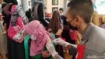 Asyiknya Vaksinasi Sambil Berwisata di Astana Gede Kawali