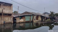 Pemkot Jakbar Buka Posko Perbaikan KTP-KK bagi Korban Banjir Tegal Alur