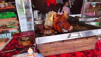 Tempat Makan Enak di ITC Mangga 2 hingga Bule Kepincut Babi Guling khas Bali