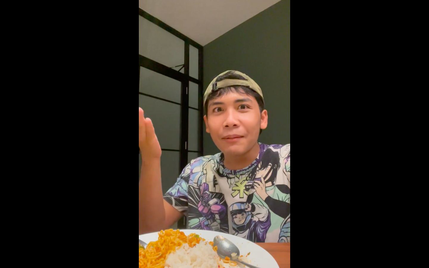 Doyan Makan Mie Pakai Nasi, Bintang Emon: Ada Nasi dalam Nasionalisme