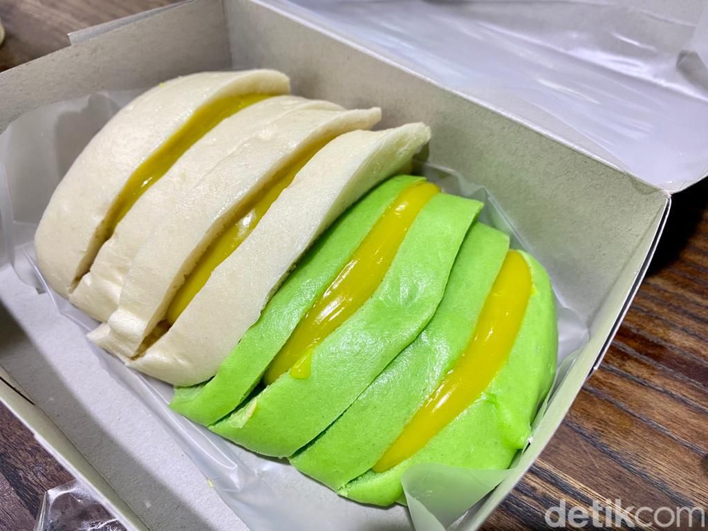 Masakan Manado Halal hingga Roti Srikaya Enak Ada di ITC Kuningan