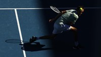 Australian Open 2022: Medvedev, Halep Tembus Babak 16 Besar