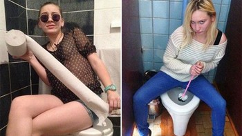 Berpose seru di toilet. Foto: Sadanduseless