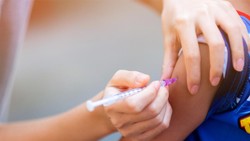 Anak Sudah Vaksin Hepatitis, Masih Bisa Tertular Hepatitis Misterius?