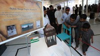 Antusias Warga Lihat Tongkat Hingga Janggut Rasulullah di Aceh