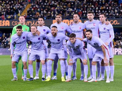 Setelah 13 Laga di Barcelona, Bagus Xavi atau Koeman?