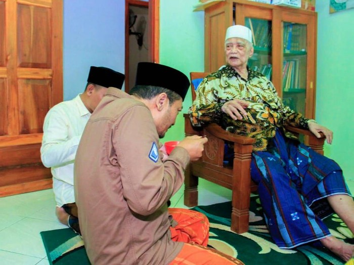 Gus Makki Diberi Pesan Khusus Rais Syuriyah PWNU Jatim