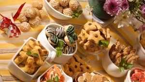 Jualan Hampers Kue, Wanita Ini Raup Cuan Selama Bulan Puasa