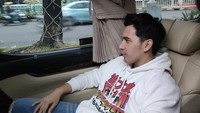 Mengawali karir sebagai bintang FTV, Ridho Ilahi kini dikabarkan siap persunting Dinar Candy. Banyak momen mesra keduanya yang bikin para penggemarnya iri. Foto: Instagram Dinar Candy/Ridho Ilahi