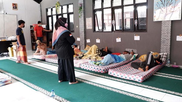 Keracunan Massal di Ponpes Sukabumi, Korban 30 Orang