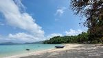 Serasa Punya Pantai Pribadi di Anambas