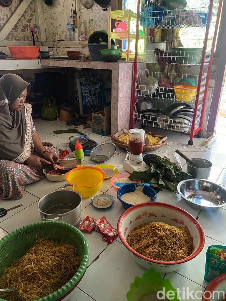 Nyambungan dan Nasi Oko, Tradisi Pemakaman Khas Cianjur yang Sarat Makanan