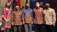 Kepengurusan Ika-Usakti periode 2021-2025 dipimpin oleh Ketua Umum DR. Ir. Donny Yoesgiantoro, M.M., MPA dibantu oleh Sekjen Ir. Yearline QDM dan Bendahara Umum Tb. Robby Budiansyah, S.T.