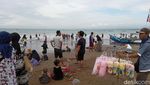 Potret Keramaian Objek Wisata Pantai Pangandaran di Tengah COVID-19