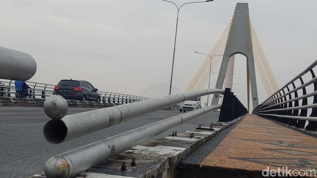 Terlalu! Pagar Pembatas Jembatan Siak IV Pekanbaru Hilang Dicuri