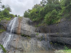 Foto: Air Terjun di Pangandaran yang Konon Jadi Sarang Siluman