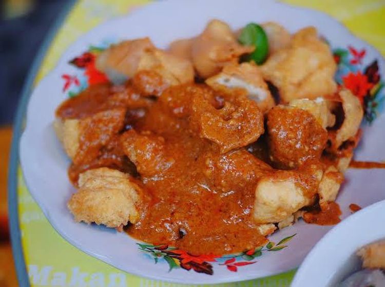 Renyah Gurih! 20 Batagor Rp 5 Ribuan Ada di Sini!