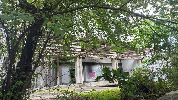 Gedung kosong TKP pria tewas jatuh di Sunter, Jakarta Utara
