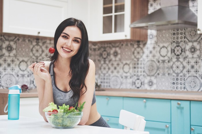 Apa itu diet militer? Mengenal diet yang bisa turunkan berat badan 4,5 kg seminggu. Foto: Getty Images/AsiaVision Apa itu diet militer? Mengenal diet yang bisa turunkan berat badan 4,5 kg seminggu. Foto: Getty Images/AsiaVision