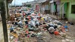 Sampah di Pasar Sehat Cileunyi Dibiarkan Sampai 6 Bulan. Sehat ?