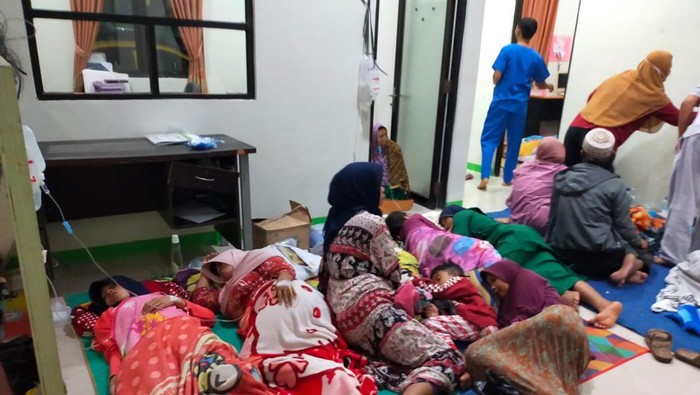 Korban Keracunan Makanan di Lebak