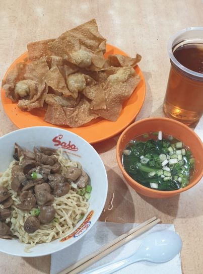 Kuliner ITC Cempaka Mas yang Bisa Dicoba
