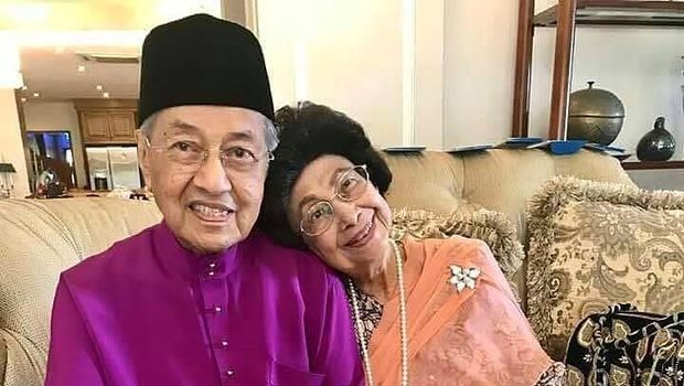 Mahathir Mohamad dan Siti Hasmah