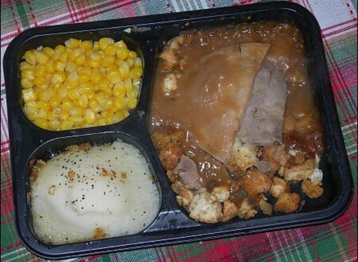 Makanan Berantakan Potret Makanan Berantakan, Ada yang Sudah Digigit hingga Dibuat Asal-asalan