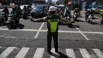 Melihat Uji Coba Pelican Crossing Glodok
