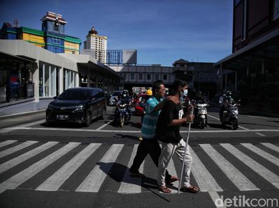 Melihat Uji Coba Pelican Crossing Glodok