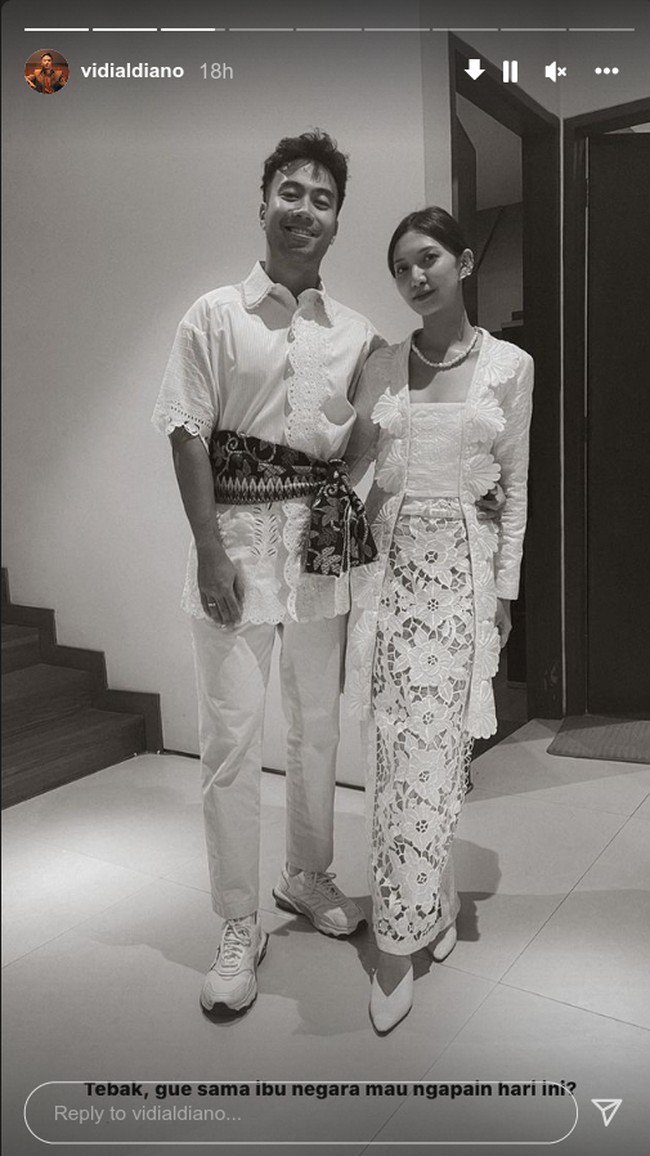 Vidi Aldiano dan Sheila Dara telah melangsungkan akad nikah dan resepsi pada 15 Januari lalu. Baru-baru ini pasangan selebriti tersebut mengadakan perayaan lain yakni ngunduh mantu. Foto: Instagram @vidialdiano