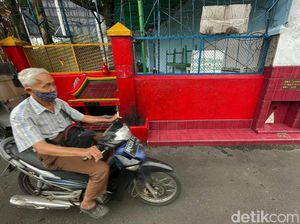 Warga Tionghoa di Petak Sembilan Sambut Imlek
