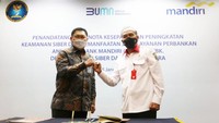 Di sisi lain, BSSN juga akan mendukung Bank Mandiri dalam pengembangan sistem pengamanan teknologi informasi & komunikasi transaksi keuangan serta penguatan kualitas sumber daya manusia guna memperkuat keamanan transaksi perbankan.