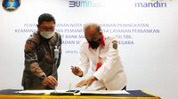 Penandatanganan kerjasama dilakukan oleh Kepala Badan Siber dan Sandi Negara (BSSN) Hinsa Siburian dan Dirut Bank Mandiri Darmawan Junaidi di Jakarta, Selasa (25/1).