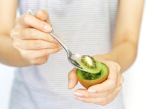 Ilustrasi buah kiwi hijau