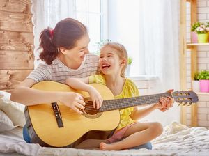 Lagu Anak-Anak, Cicak-Cicak di Dinding