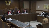 Sidang beragendakan mendengarkan keterangan tiga saksi ahli bidang ahli pidana, digital forensik dan ITE yang dihadirkan jaksa penuntut umum.  