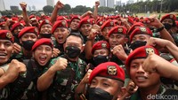 Apel yang dipimpin KSAD ini diikuti sebanyak 2.588 pasukan TNI Angkatan Darat.