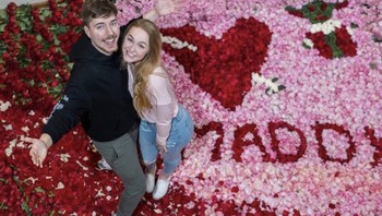 Mr Beast memamerkan perayaan Valentine bersama sang kekasih. Foto: Instagram