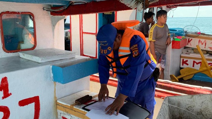 Pol Airud Ciamis gelar patroli di kawasan perairan Pangandaran.