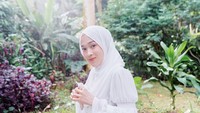 Ririe Fairus mengaku jika ada orang ketiga yang menghancurkan rumah tangganya dengan Ayus Sabyan. Foto: Instagram @ririe_fairus