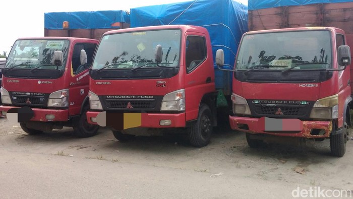 Sejumlah truk bermuatan pakaian bekas diamankan Polda Sumut