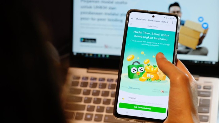 Perusahaan teknologi Indonesia, Tokopedia konsisten membantu masyarakat mendapatkan akses pendanaan untuk memenuhi kebutuhan harian melalui fitur PayLater hingga menjaga kelangsungan usaha lewat Modal Toko. Kedua fitur tesebut bahkan mengalami sejumlah perkembangan yang signifikan sepanjang 2021.