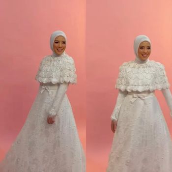 Tya Ariestya yang kini sudah mantap pakai hijab.